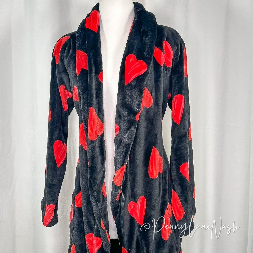 NWT Victoria's Secret Red & Black Hearts Cozy Short Robe - Picture 6 of 13